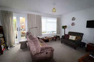 Lounge- click for photo gallery